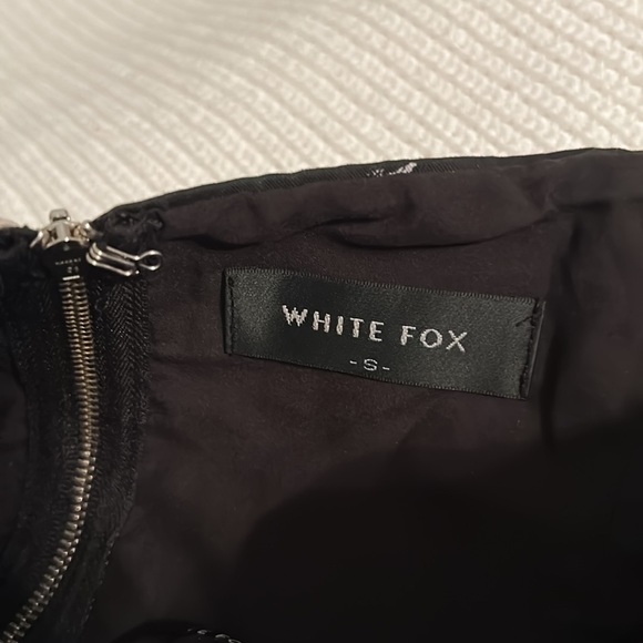 White fox corset top - Picture 3 of 3